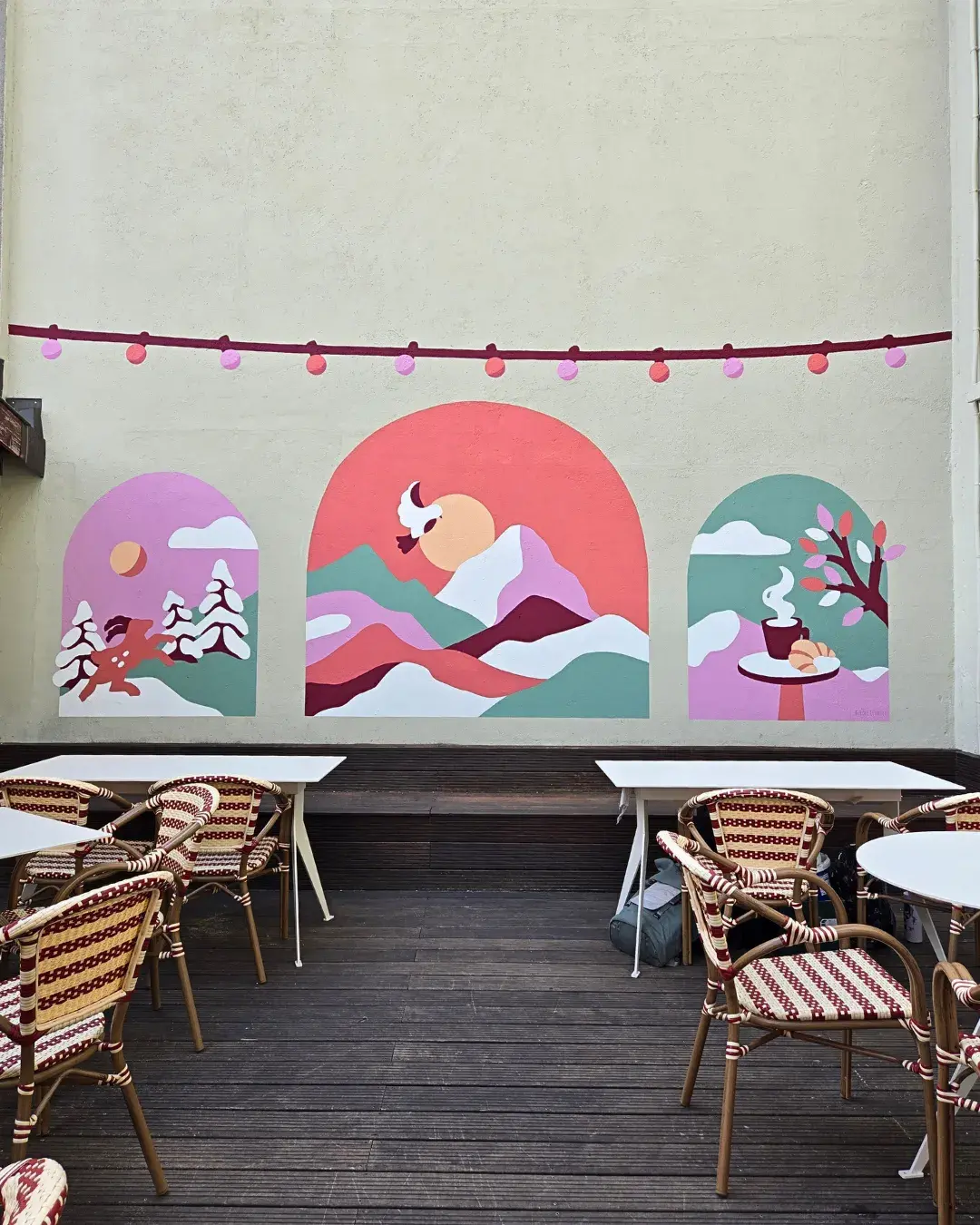 Fresque à Chamonix par l'artiste Aurore Leprivey